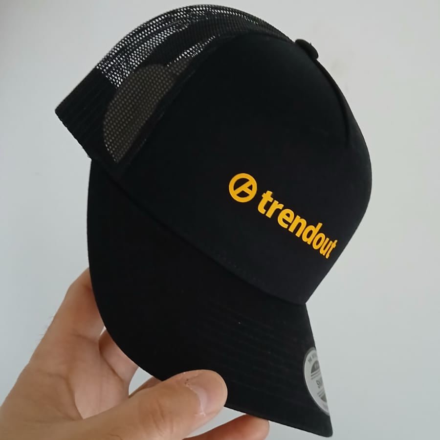 Snapback Boné Trucker Trendout I Preto/Amarelo - Trendout.pt
