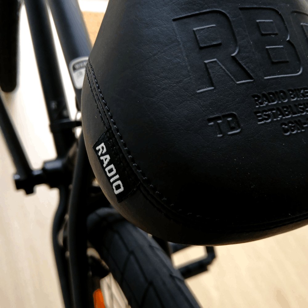 Radio Evol 20" BMX Freestyle Bike (20.3" - Mate Black) - Trendout.pt