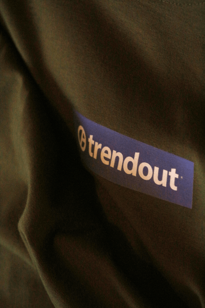 T-shirt Trendout Kaki - Trendout.pt